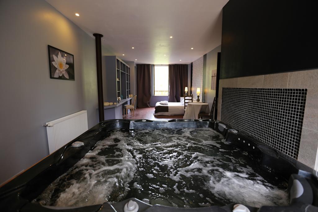 Hotel La Font Vineuse & Spa Saint-Pierre-d'Argencon Pokoj fotografie